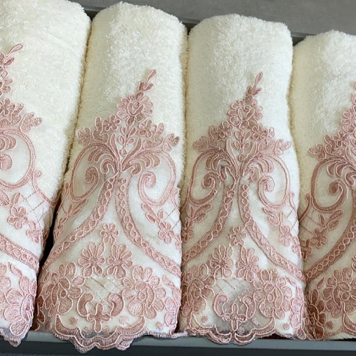 Luxurious Cream and Pink Lace Washable 2 Piece Bath Mat Set and 100% Velvet Cotton Light Cream Towel with Pink Lace Hand Towel Set