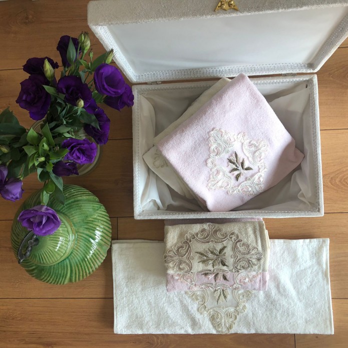 Pink Velvet Towel, Cream Hand Towel, Beige Face Towel inside Luxurious Velvet Box, Bridal, Wedding Gift, Christmas Gift, Gift For Her