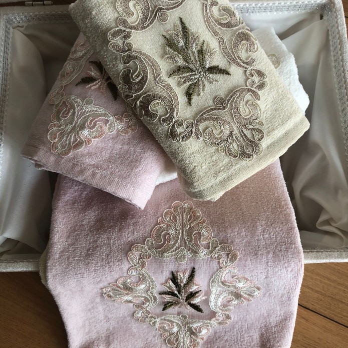 Pink Velvet Towel, Cream Hand Towel, Beige Face Towel inside Luxurious Velvet Box, Bridal, Wedding Gift, Christmas Gift, Gift For Her