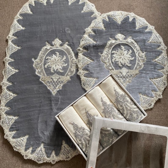 LUXURIOUS CREAM LACE AND GREY FLOOR MATS