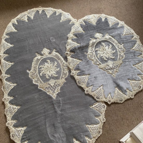 LUXURIOUS CREAM LACE AND GREY FLOOR MATS