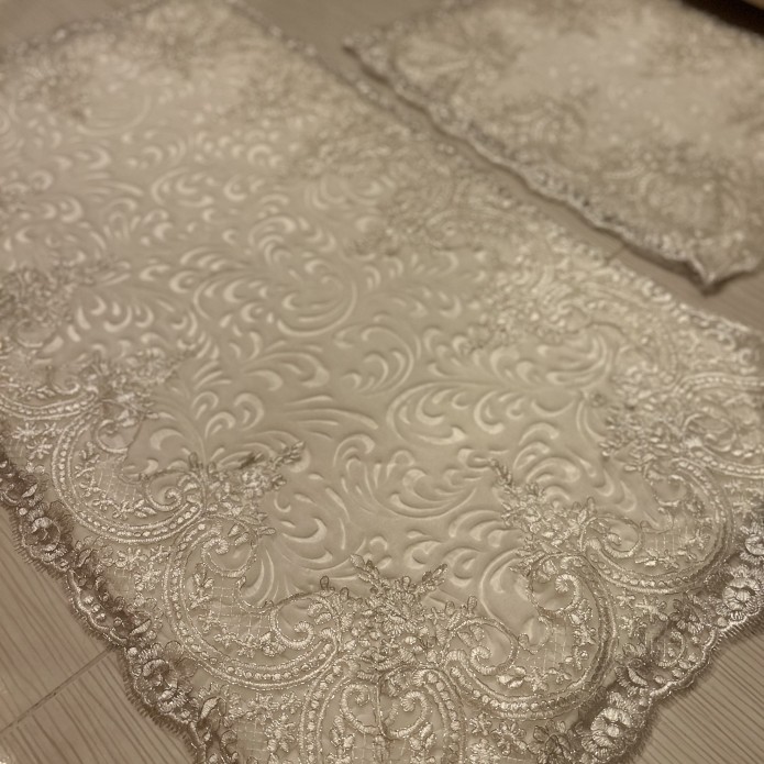 Exclusive Cream on Silver Lace Washable Bathmat, Cream Non-Slip Bathrug Exclusive Cream on Silver Lace Washable Bathmat, Cream Non-Slip Bathrug