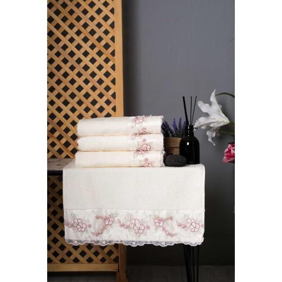 Begonia Design Cream with Pink Hand Towel 4 Piece Set