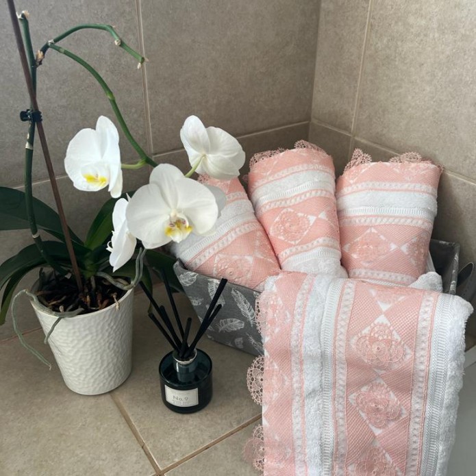 White on Coral Pink Turkish Hand Towel Set White on Coral Pink Turkish Hand Towel Set