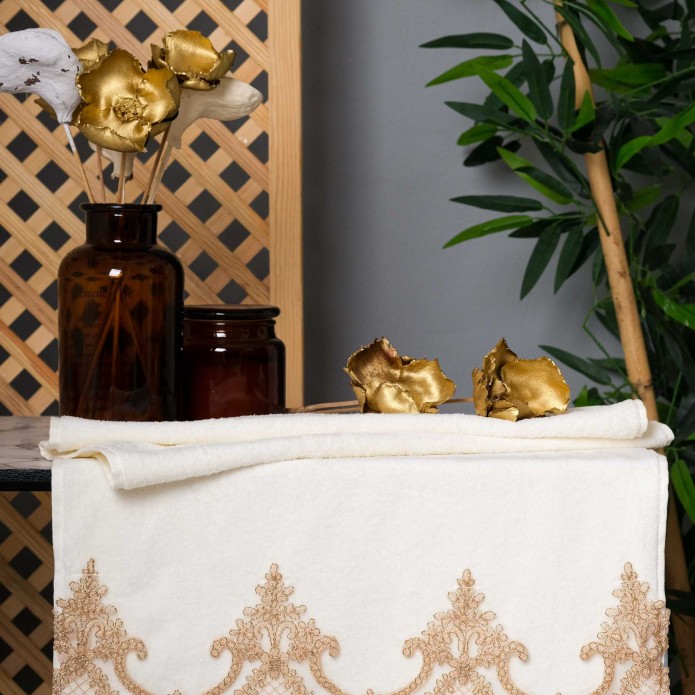 Cream Hand Towel Queen Design with Gold Lace Cream Hand Towel Queen Design with Gold Lace