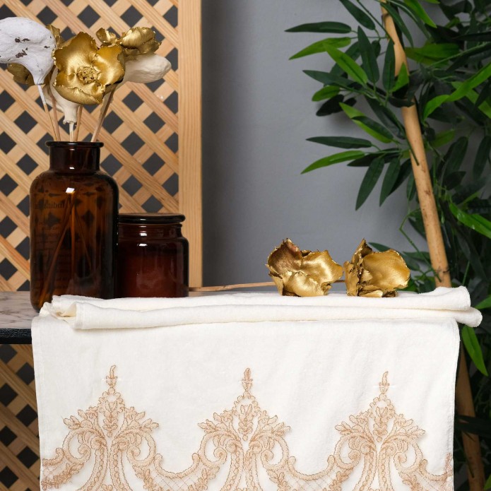 Cream with Gold Trim Lace Hand Towel Set Cream with Gold Trim Lace Hand Towel Set