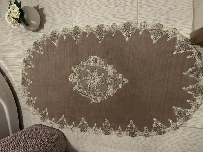 Cappuccin Mocha with Beige Lace - Image 3