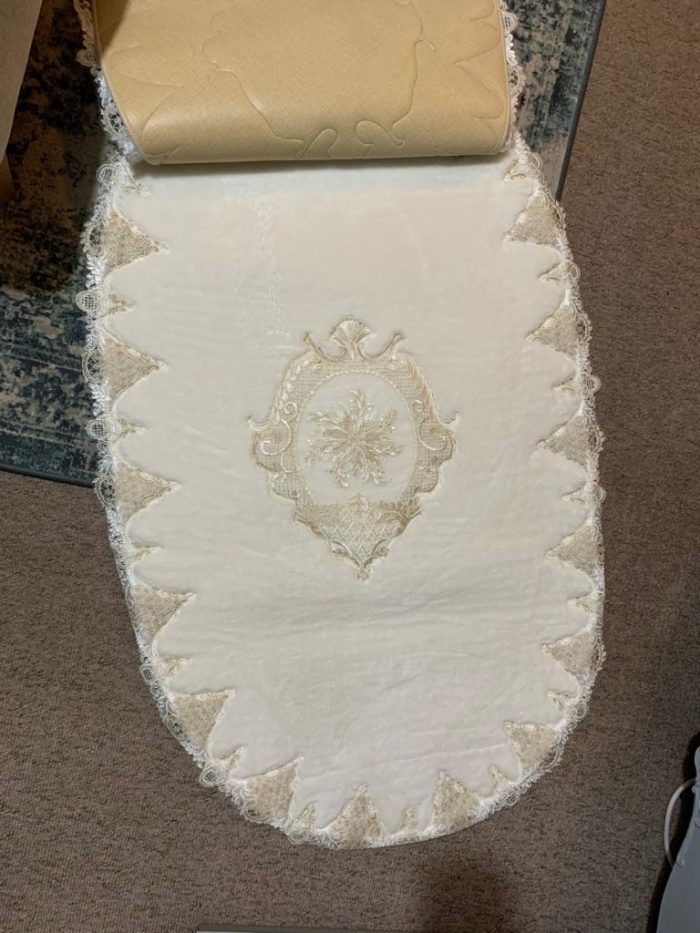 Cream Washable Bathmat with Light Beige Lace - Image 2